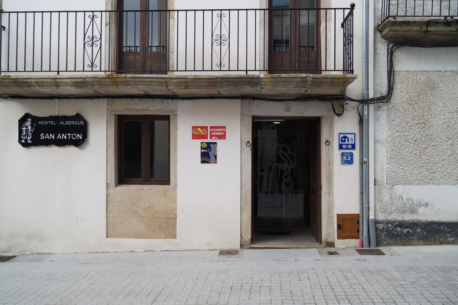 Albergue San Antón photo 5, albergue accommodation in Melide on the Camino Frances