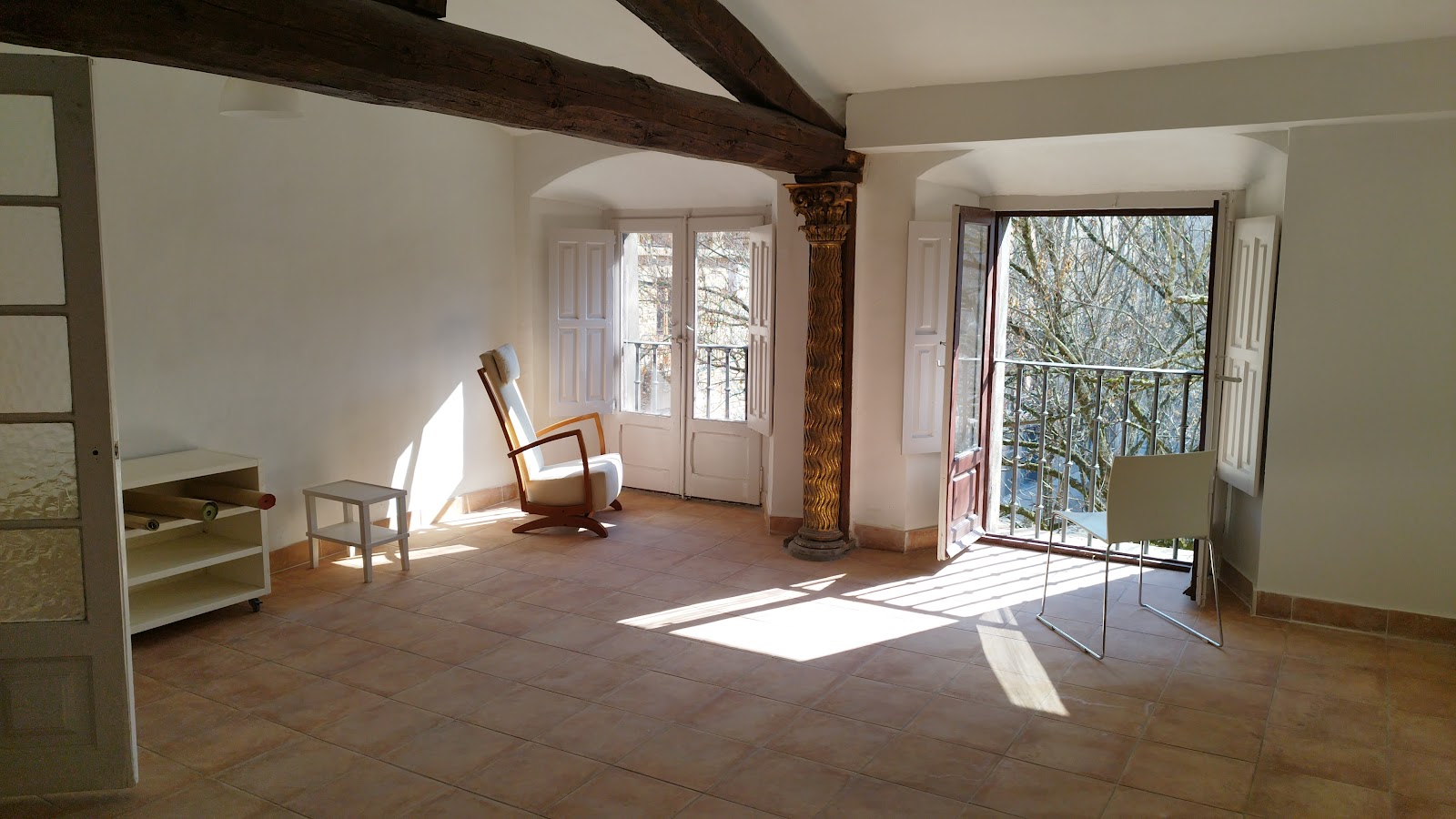 ALBERGUE FOR PILGRIMS, BETANIA - No Reservation photo 2, albergue accommodation in Pamplona on the Camino Frances