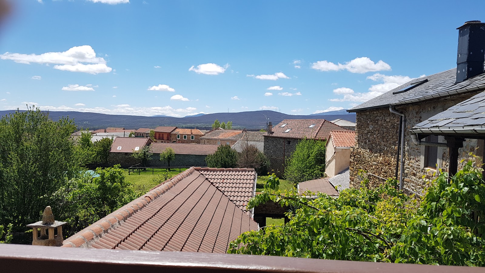 Refugio Gaucelmo photo 5, albergue accommodation in Rabanal del Camino on the Camino Frances