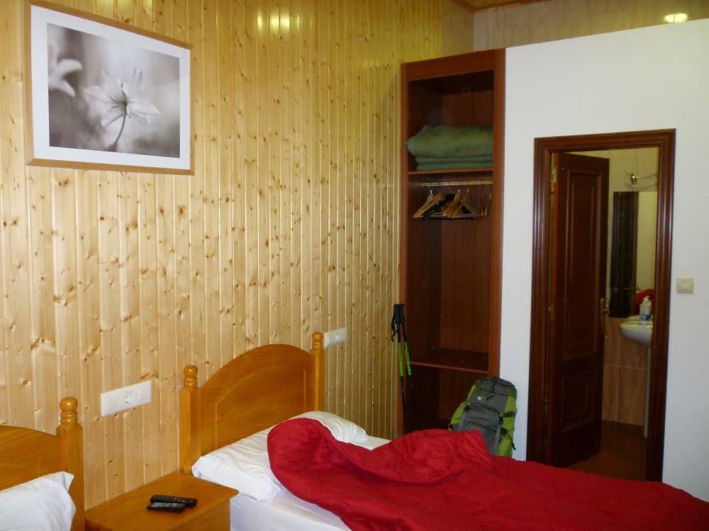 Pensión Codesal photo 15, hostel accommodation in Pedrouze / Arca on the Camino Frances