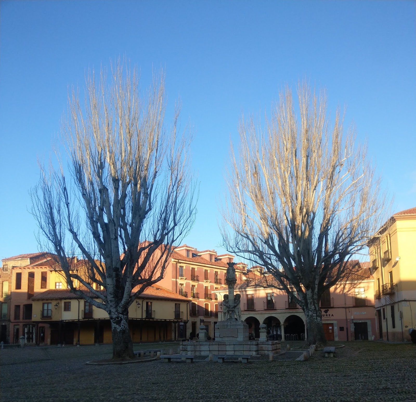 Albergue at the Benedictine Sisters Convent, albergue accommodation in León on the Camino Frances