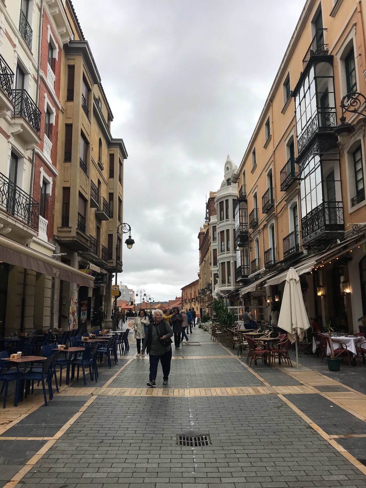 Hostal Albany photo 4, pension accommodation in León on the Camino Frances