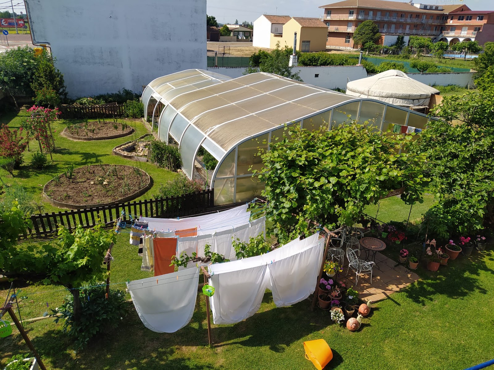 Albergue Verde, albergue accommodation in Hospital de Orbigo on the Camino Frances