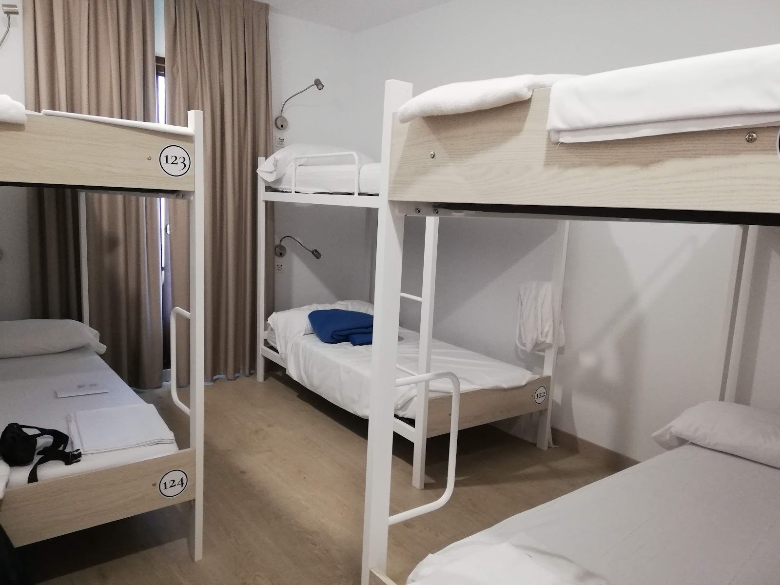 PALACIO REAL HOSTEL photo 4, albergue accommodation in León on the Camino Frances