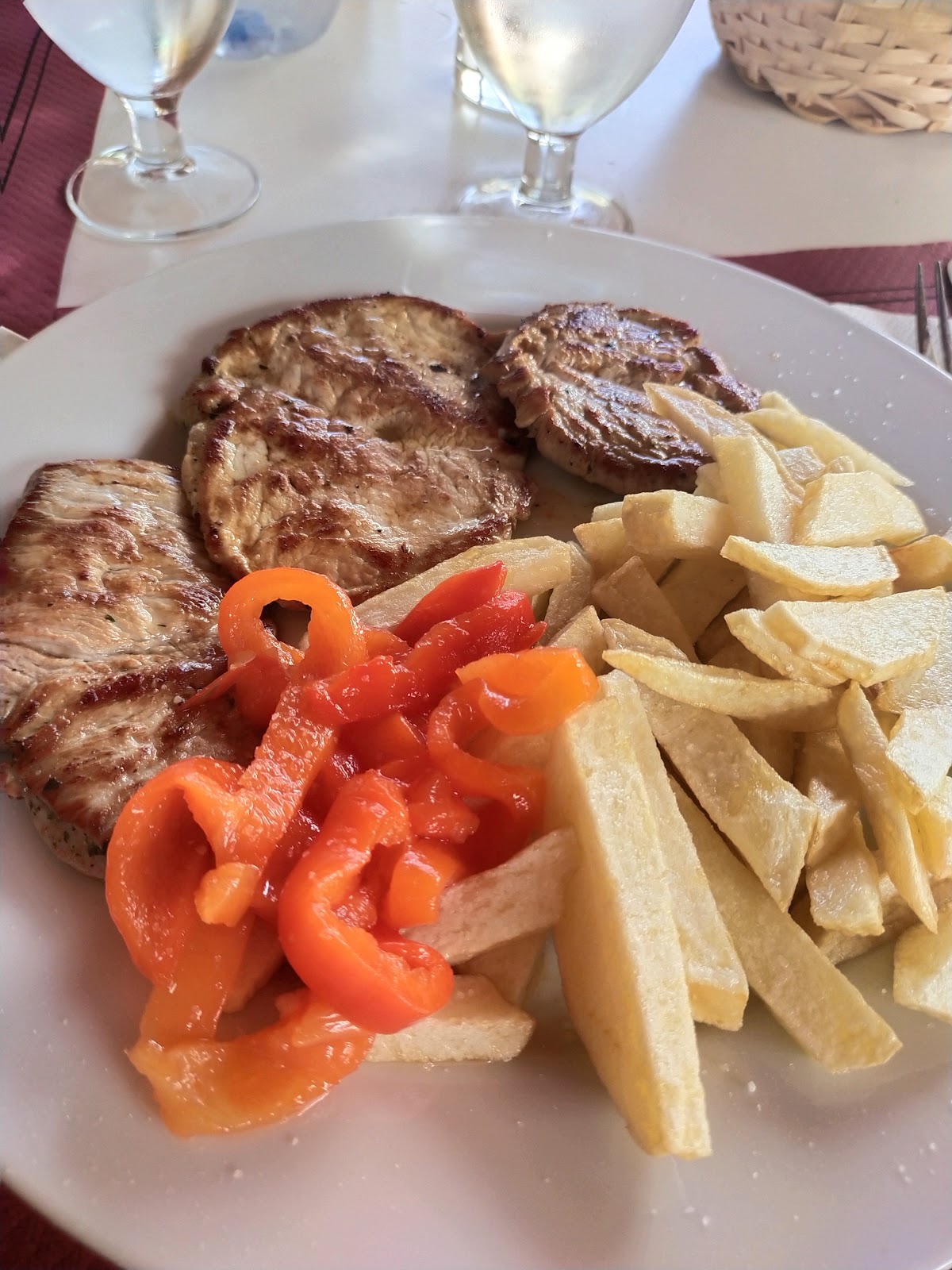 Bar-Restaurante Hostal El Peregrino photo 5, pension accommodation in La Portela de Valcarce on the Camino Frances