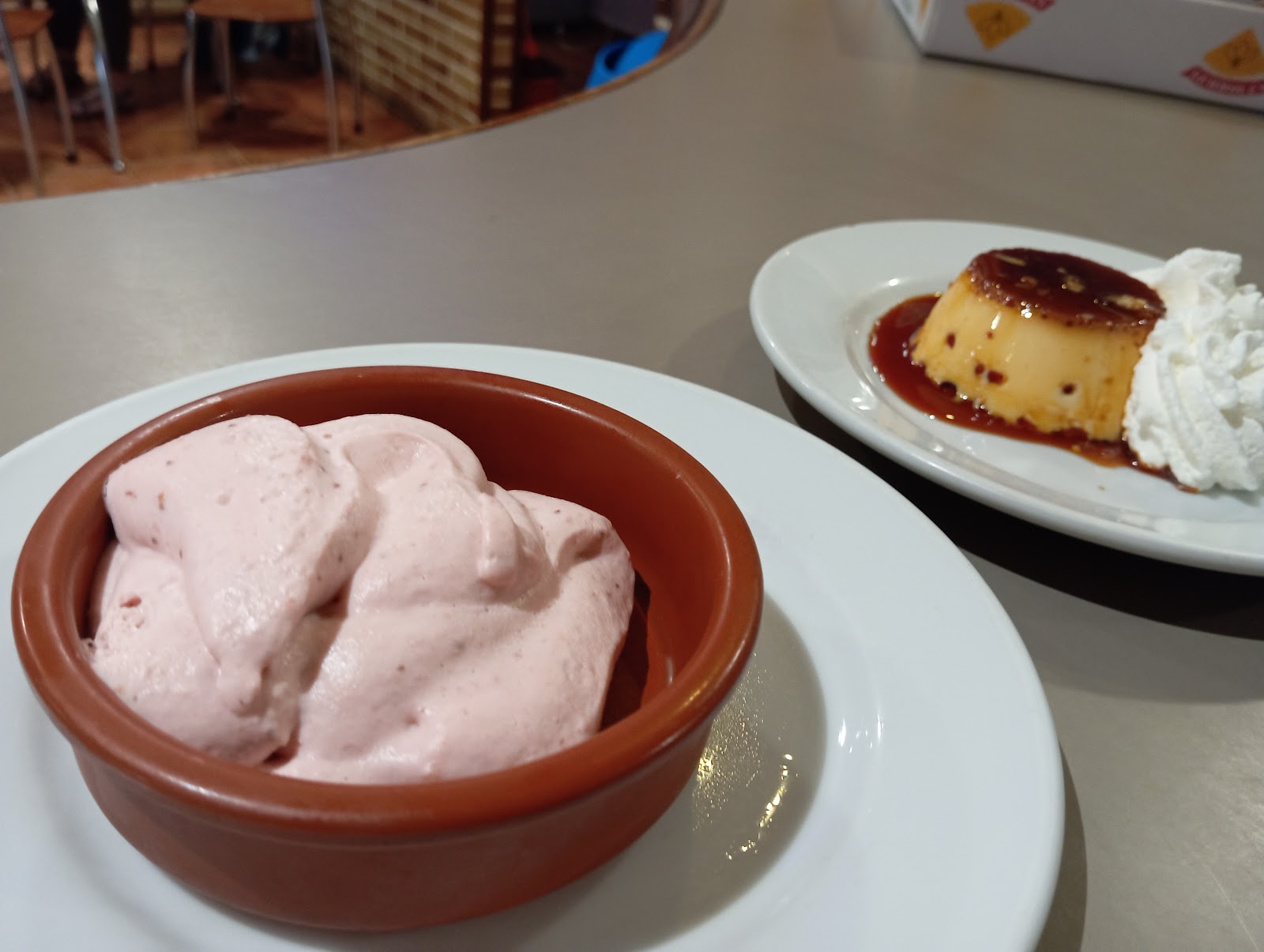 Hostal y Restaurante El Peregrino photo 4, pension accommodation in El Burgo Ranero on the Camino Frances