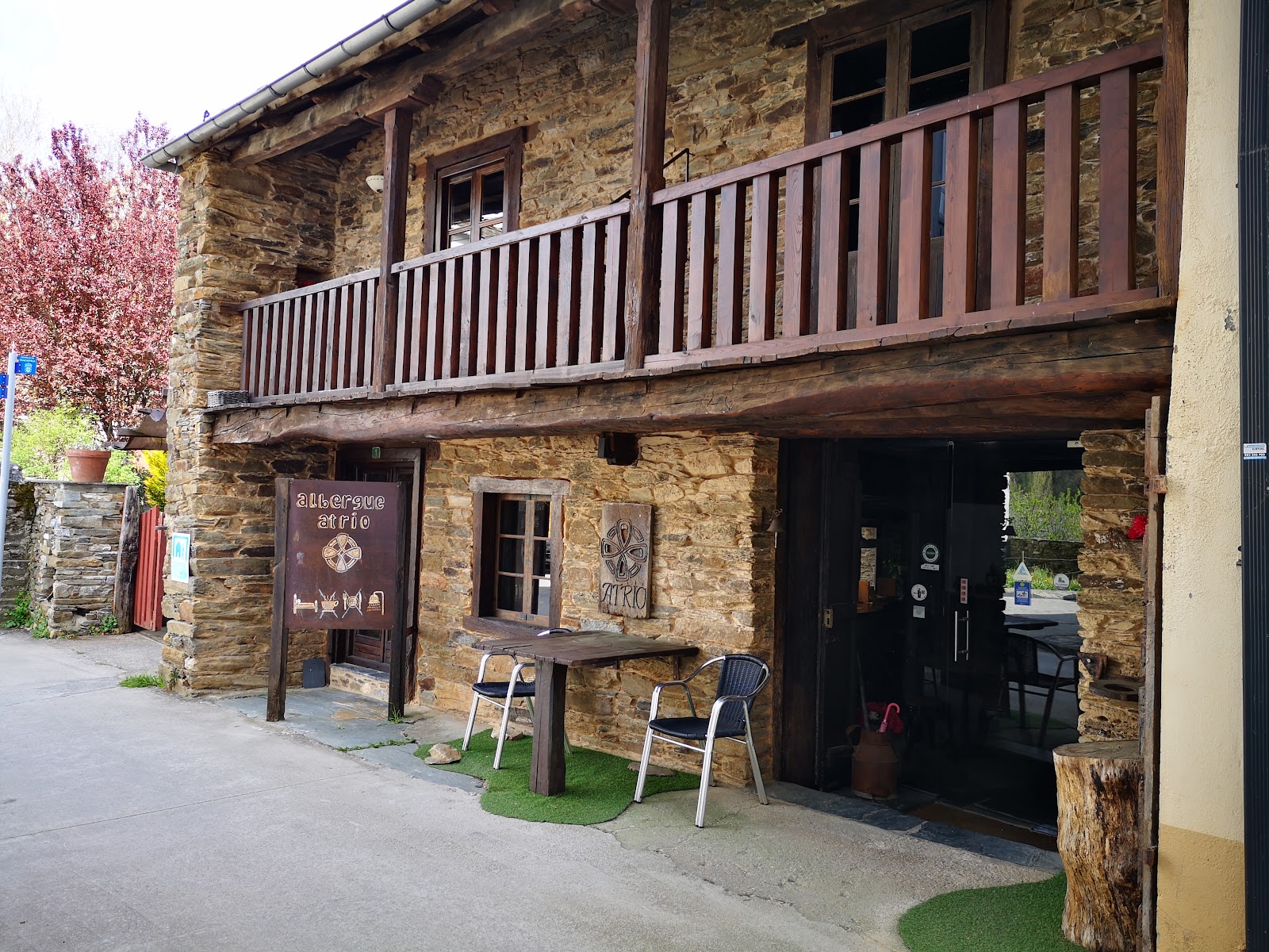Albergue Atrio photo 11, hostel accommodation in Triacastela on the Camino Frances