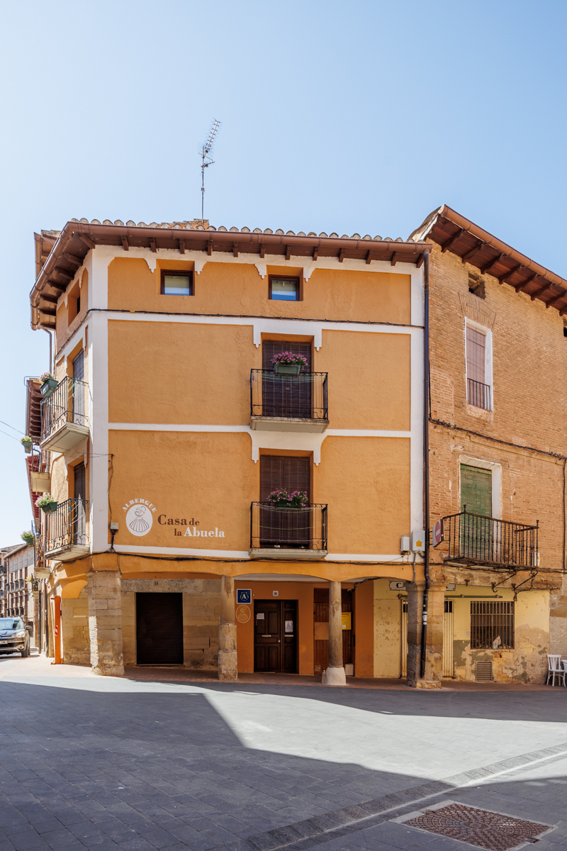 Casa de la Abuela - Albergue photo 4, albergue accommodation in Los Arcos on the Camino Frances
