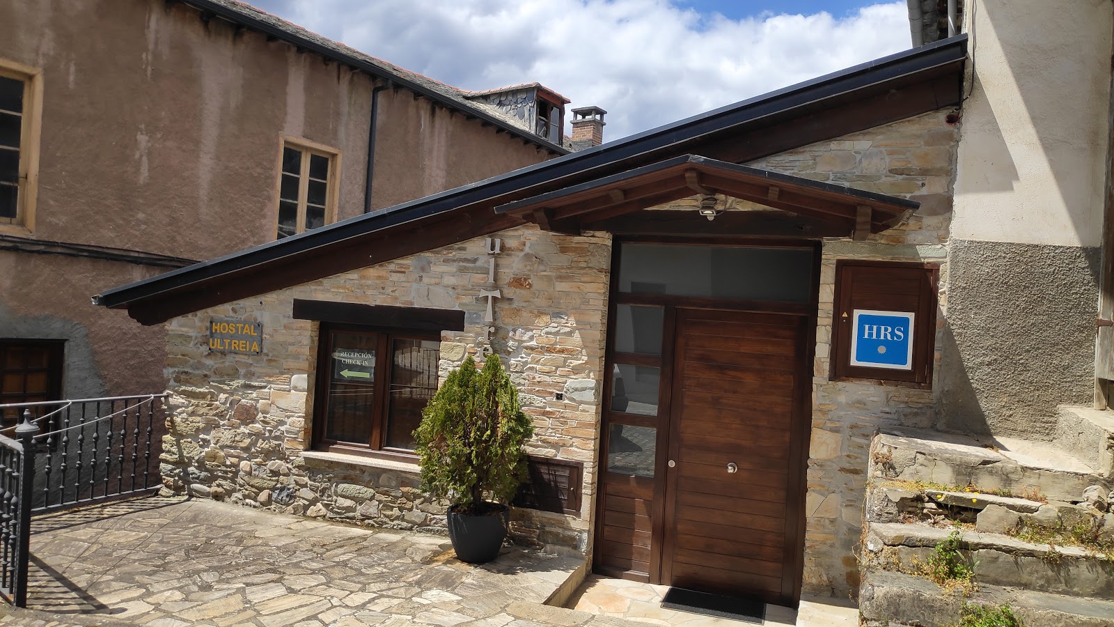 Hostal Ultreia & wineshop photo 4, pension accommodation in Villafranca del Bierzo on the Camino Frances