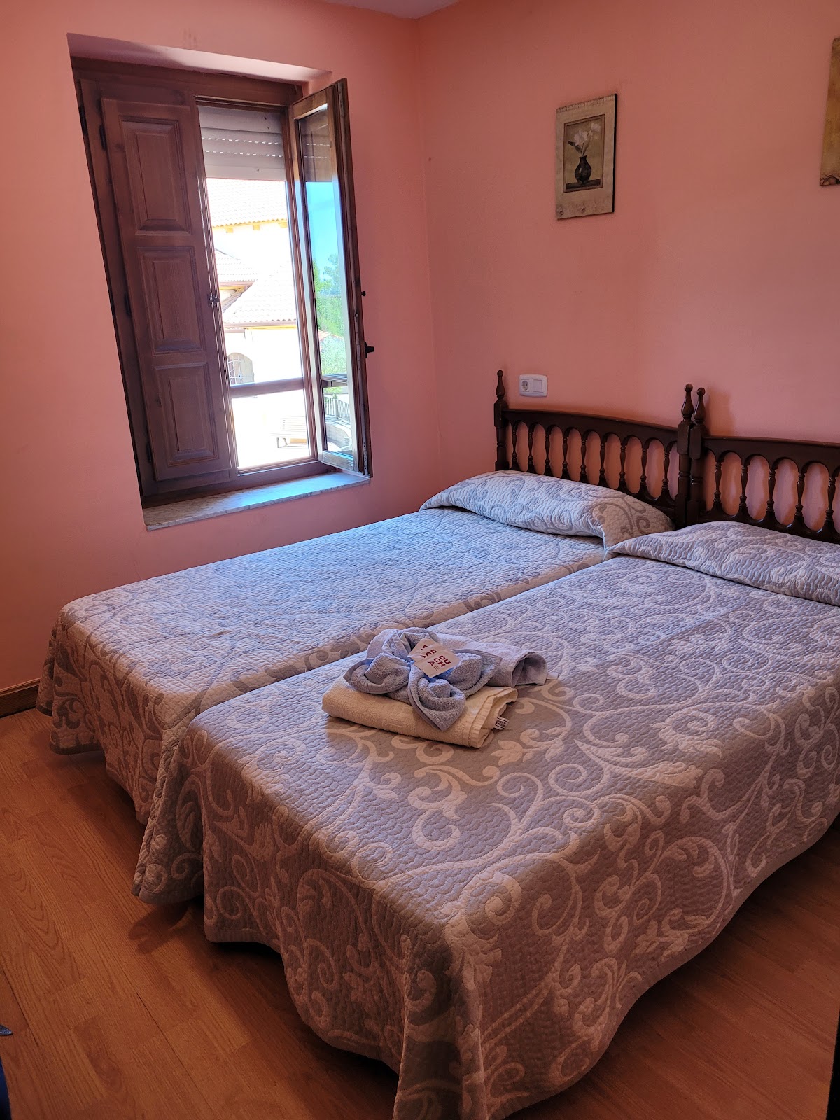 Albergue Tío Pepe photo 10, albergue accommodation in Villar de Mazarife on the Camino Frances