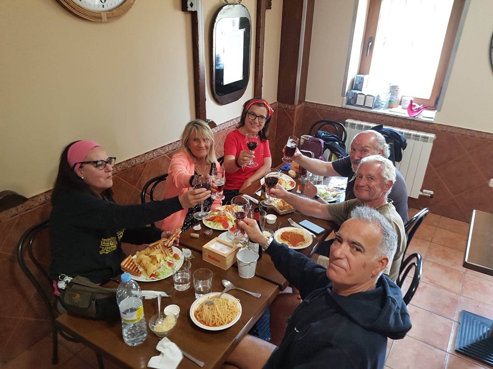 La Cantina de Teddy photo 6, albergue accommodation in Reliegos on the Camino Frances