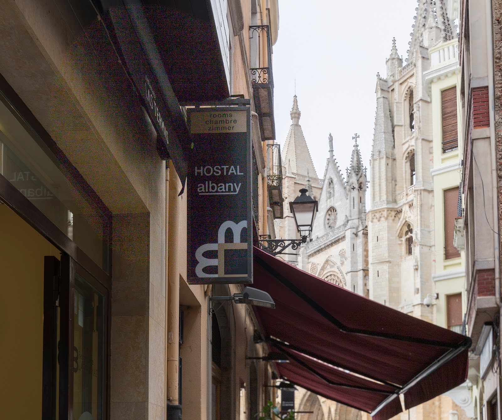 Hostal Albany, pension accommodation in León on the Camino Frances