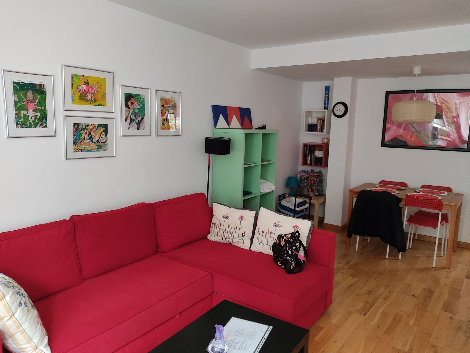 Apartamentos El Camino, apartment accommodation in Villafranca del Bierzo on the Camino Frances