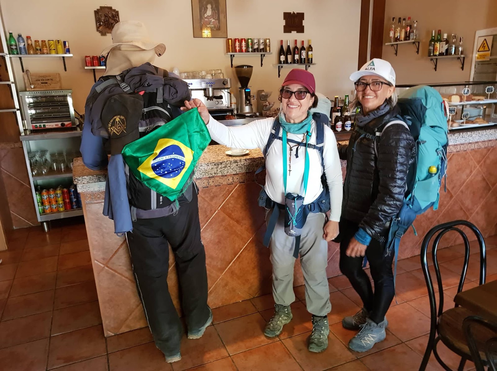 La Cantina de Teddy photo 5, albergue accommodation in Reliegos on the Camino Frances