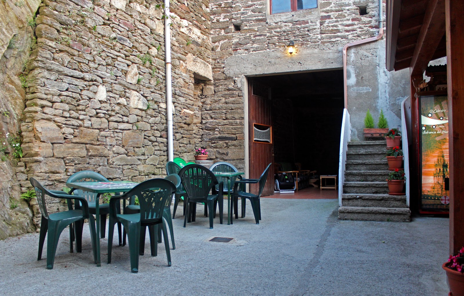 Albergue San Lázaro Sarria photo 6, albergue accommodation in Sarria on the Camino Frances