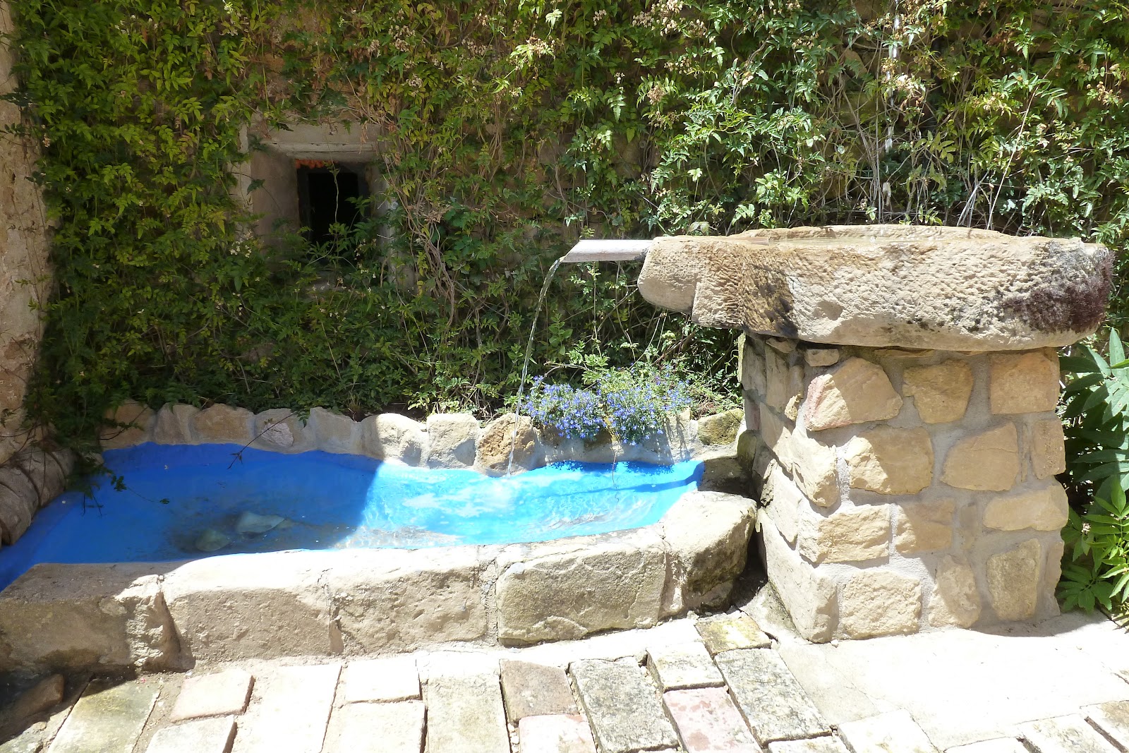 Albergue La Casa Mágica photo 3, albergue accommodation in Villatuerta on the Camino Frances