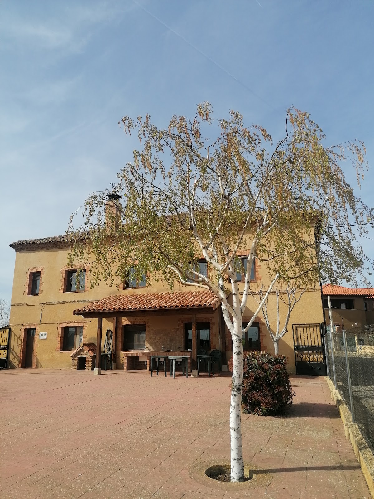 Albergue Parroquial Casa Rectoral photo 6, albergue accommodation in Bercianos del Real Camino on the Camino Frances