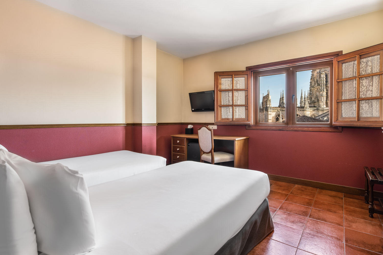 Crisol Mesón del Cid photo 7, hotel accommodation in Burgos on the Camino Frances