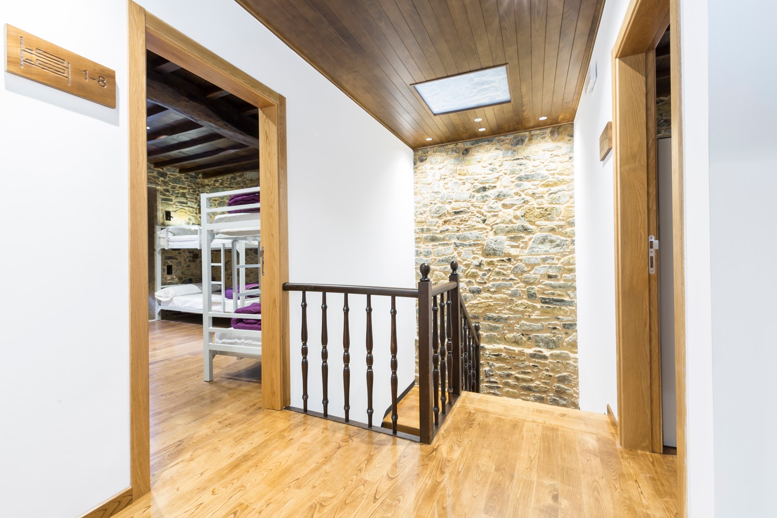 Albergue O Candil photo 10, albergue accommodation in Melide on the Camino Frances