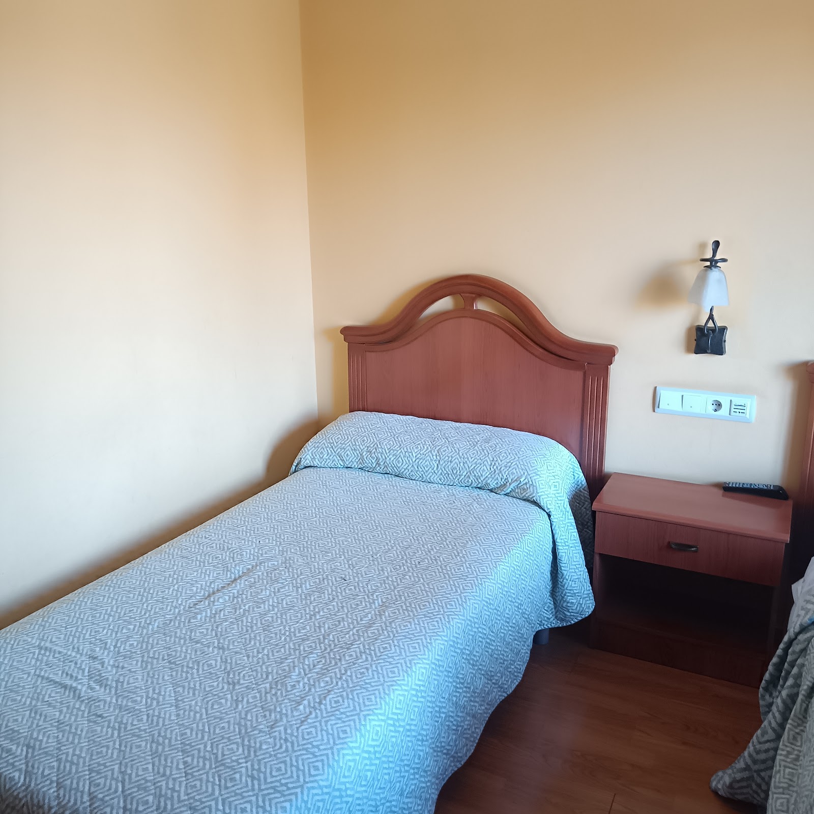 Hostal Quevedo photo 10, pension accommodation in León on the Camino Frances