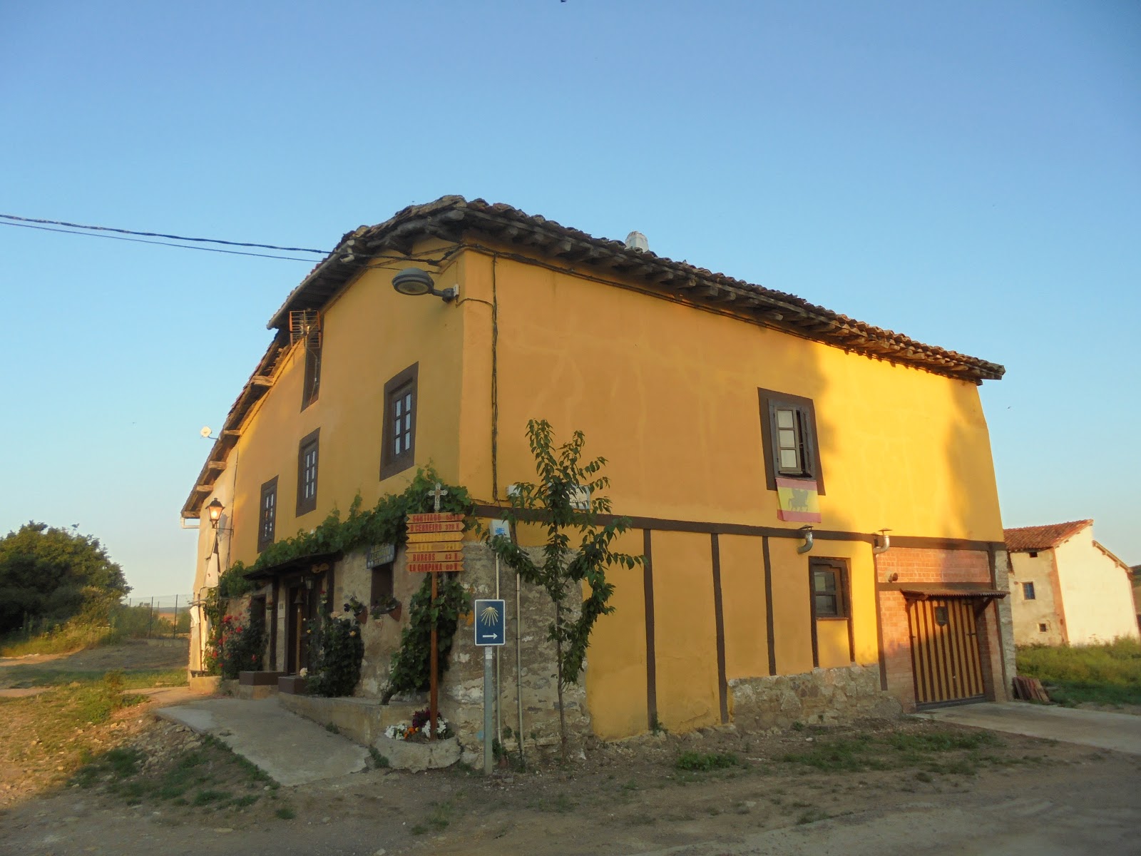 Albergue de la Campana de Pepe photo 9, albergue accommodation in Espinosa del Camino on the Camino Frances
