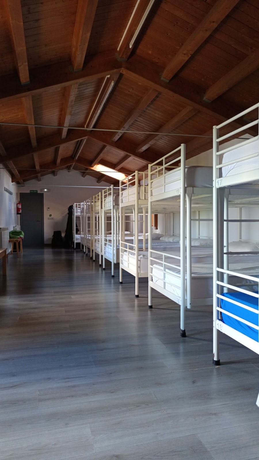 ALBERGUE DE PEREGRINOS MUNICIPAL, albergue accommodation in Calzadilla de la Cueza on the Camino Frances