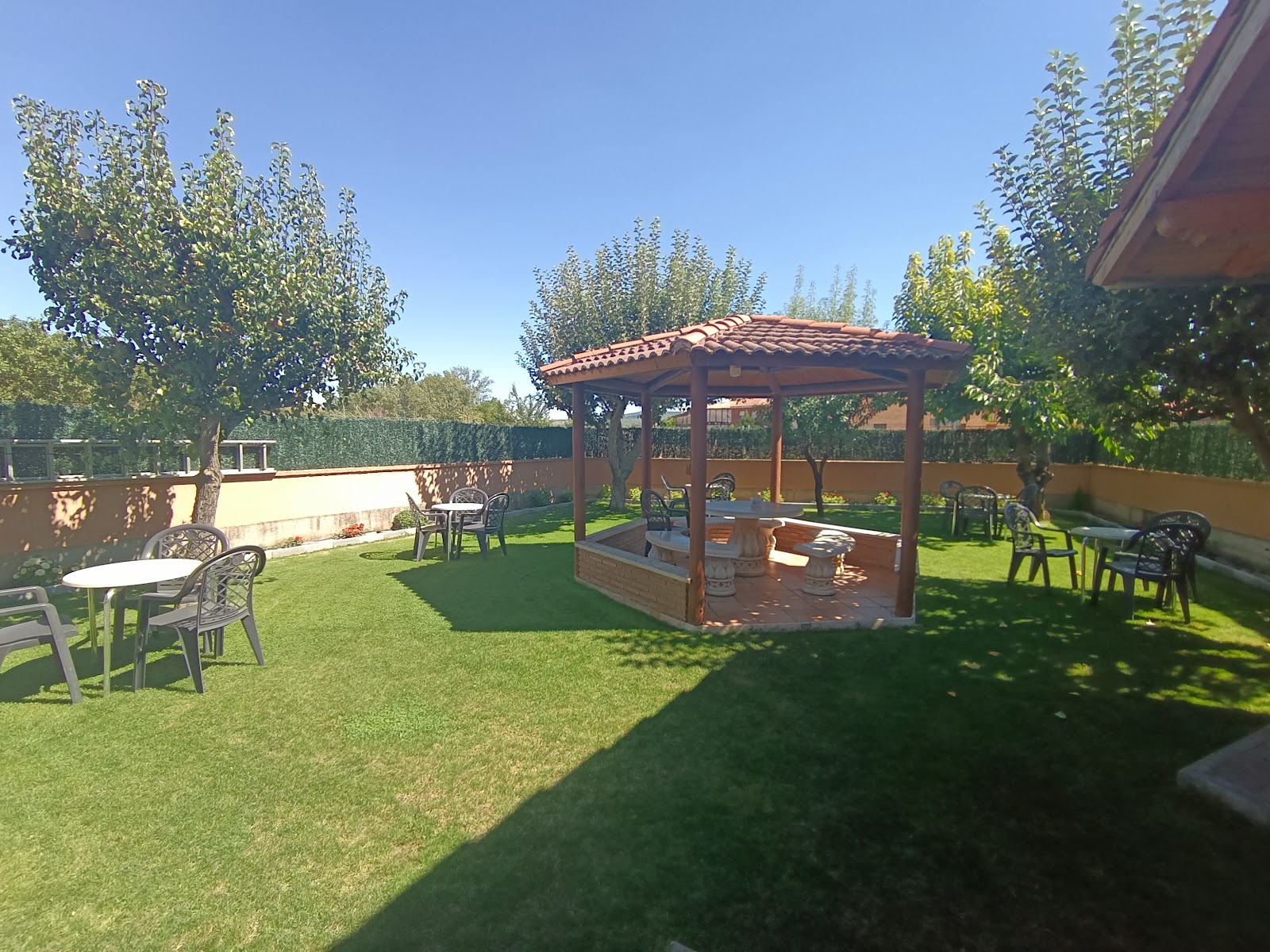Albergue/Bar/Restaurante Tosantos photo 10, albergue accommodation in Tosantos on the Camino Frances