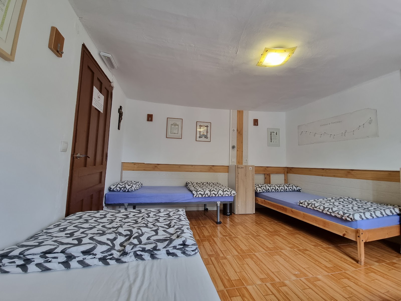 Casa Las Almas photo 2, albergue accommodation in Espinosa del Camino on the Camino Frances