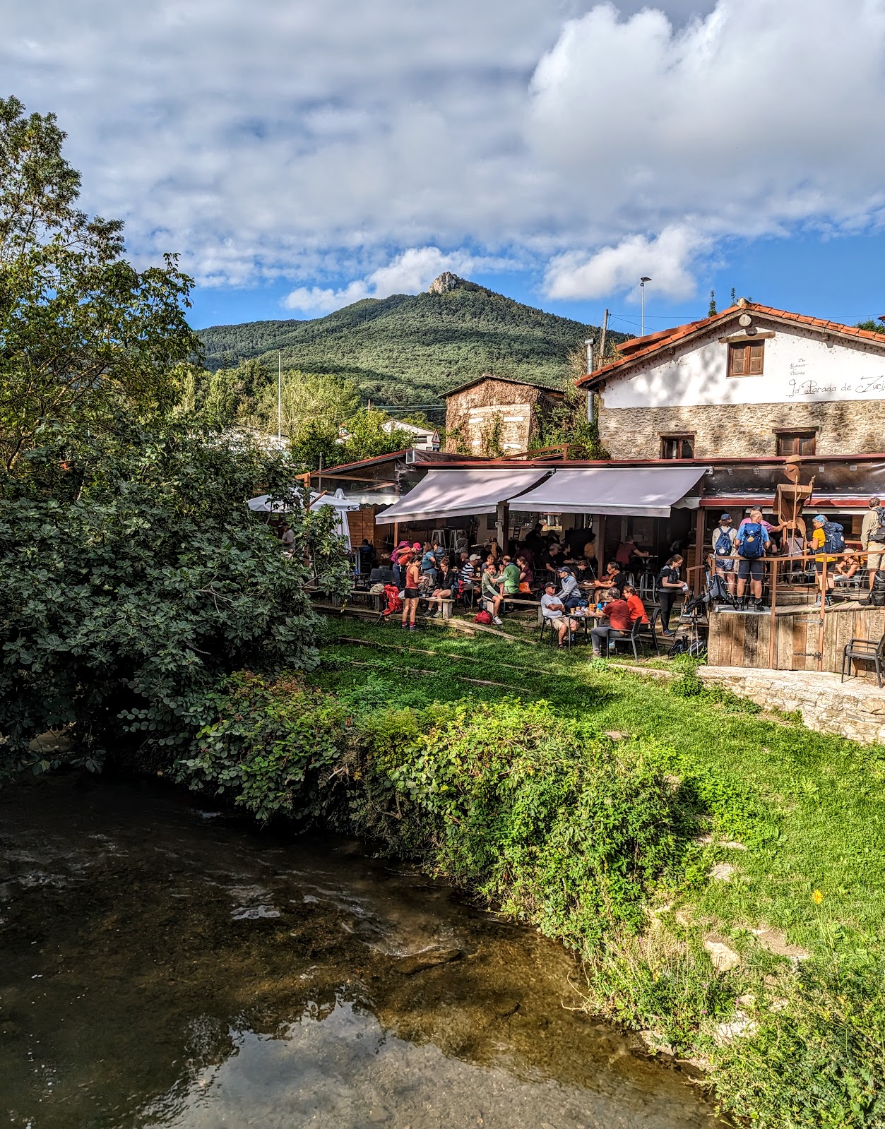 La Parada de Zuriain photo 3, albergue accommodation in Zuriain on the Camino Frances
