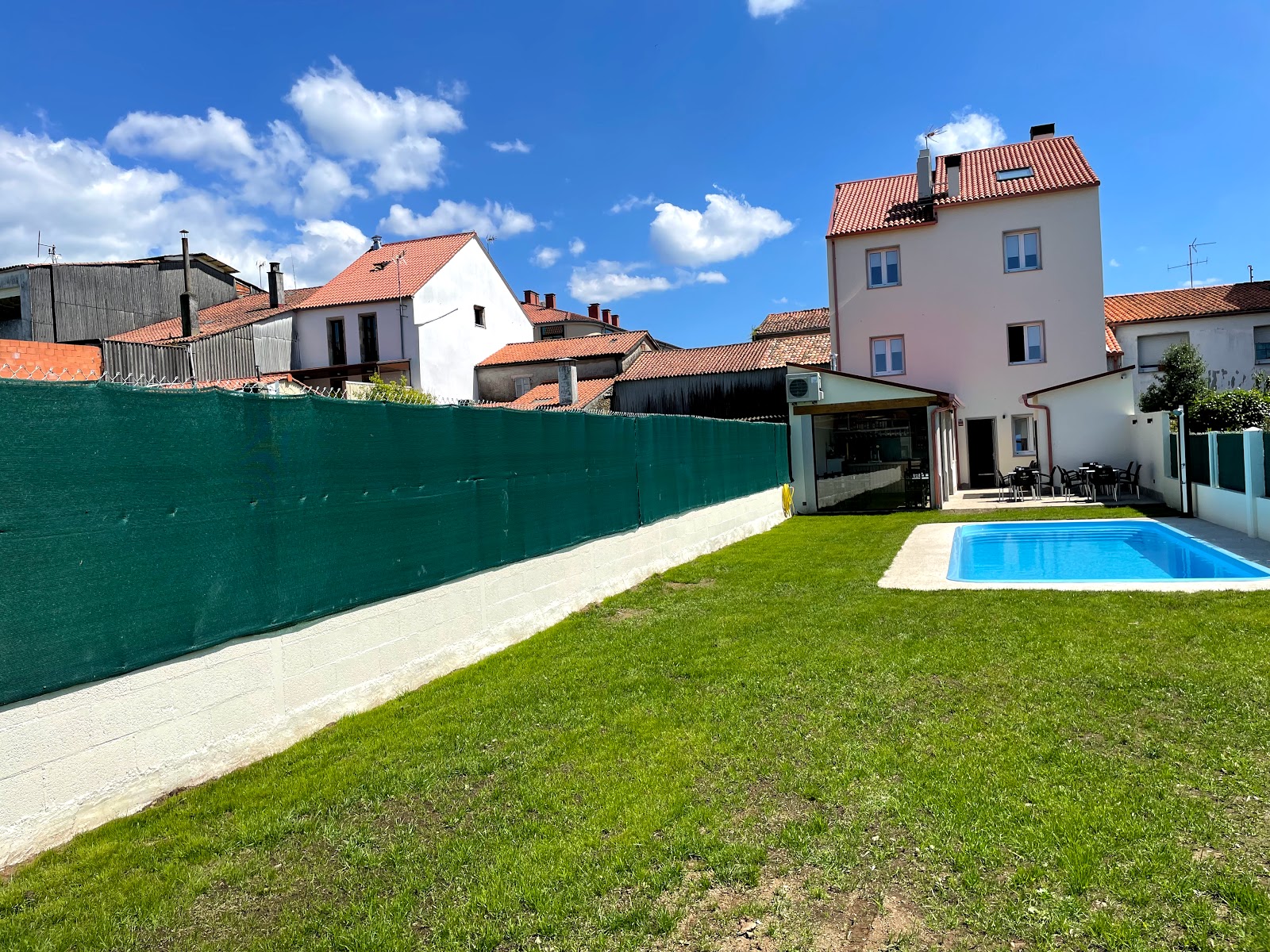 Pensión San Anton, pension accommodation in Melide on the Camino Frances