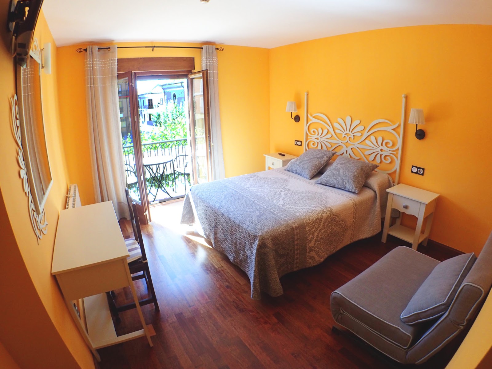Hostal Plaza Mayor photo 2, pension accommodation in Carrión de los Condes on the Camino Frances