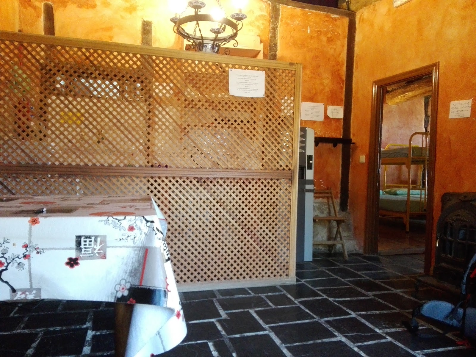 Albergue La Hutte photo 4, albergue accommodation in Atapuerca on the Camino Frances