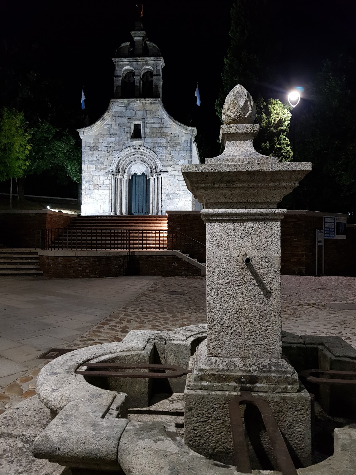 Private Hostel / Pension Manuel, pension accommodation in Portomarin on the Camino Frances