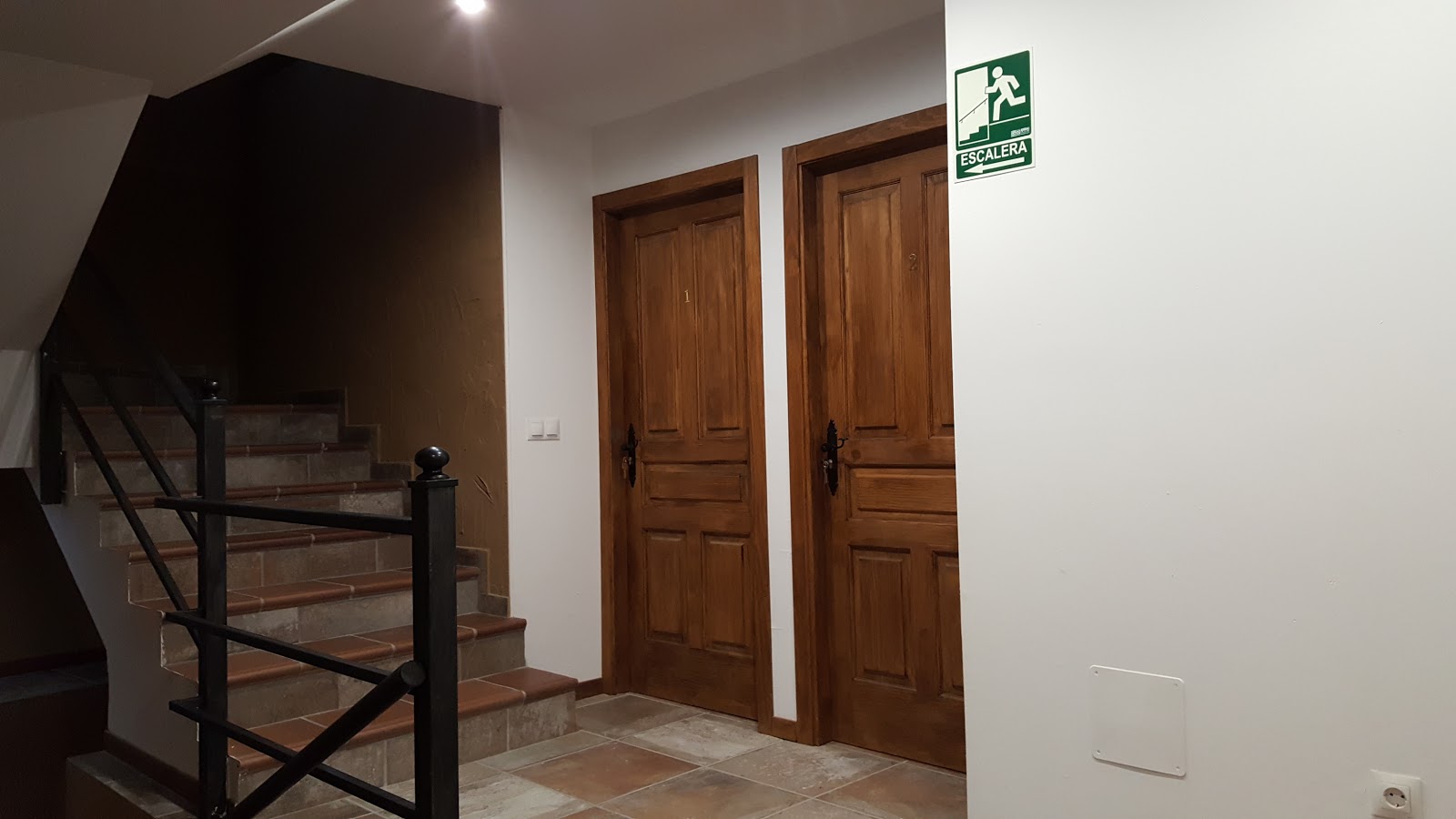 Hostal Albergue La Posada del Druida photo 9, albergue accommodation in Foncebadón on the Camino Frances