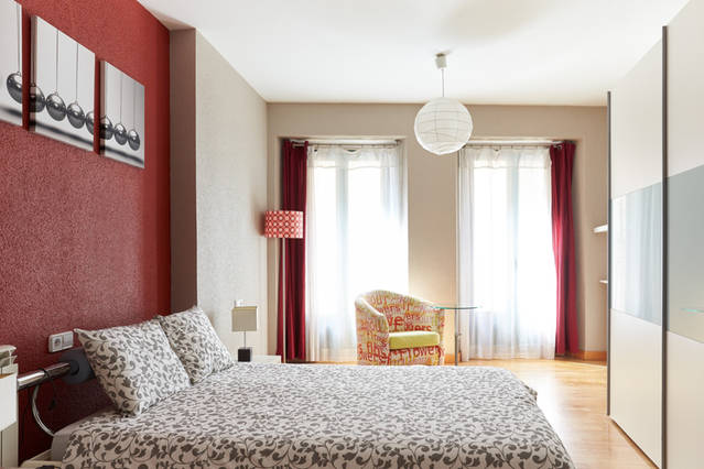 Apto. Ayla Ayuntamiento photo 2, apartment accommodation in Pamplona on the Camino Frances