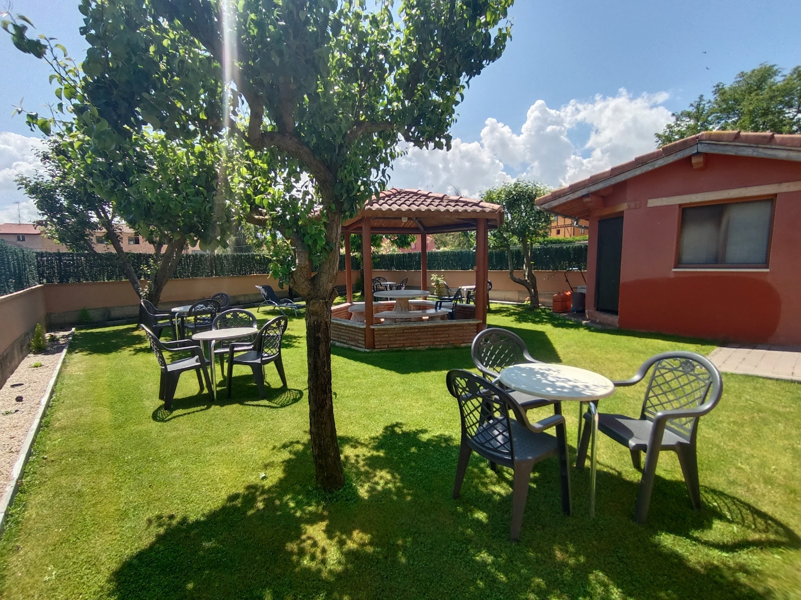 Albergue/Bar/Restaurante Tosantos photo 5, albergue accommodation in Tosantos on the Camino Frances