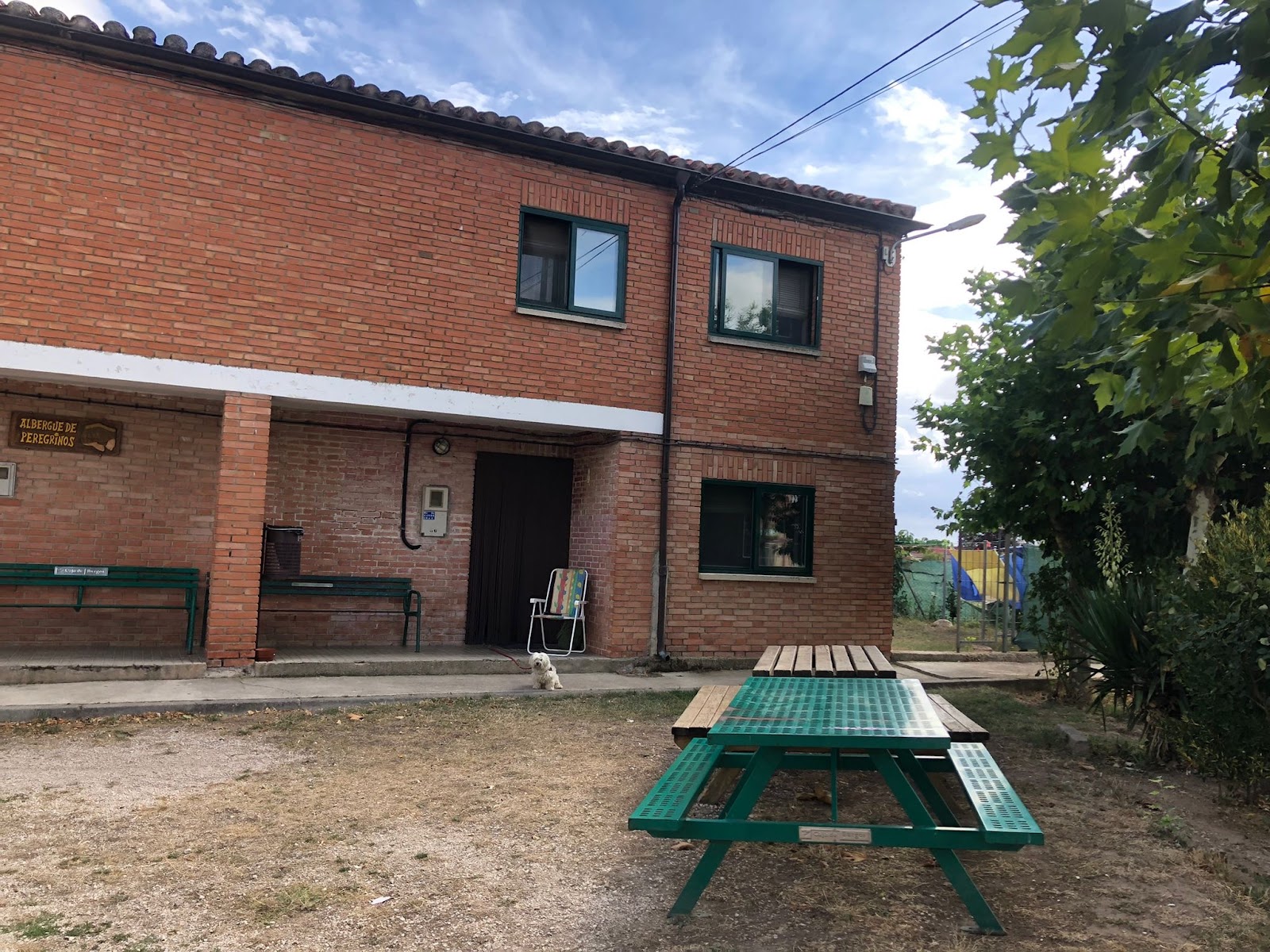 Albergue municipal de peregrinos de Tardajos, albergue accommodation in Tardajos on the Camino Frances