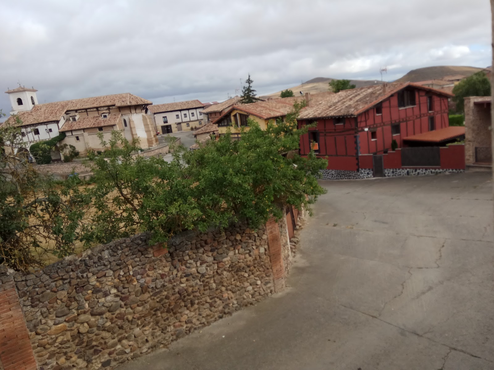 La Casa del Herrero photo 4, albergue accommodation in Viloria de Rioja on the Camino Frances