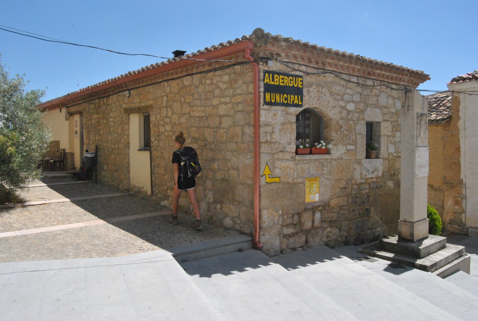 Albergue Municipal de Peregrinos photo 4, municipal accommodation in Hornillos del Camino on the Camino Frances