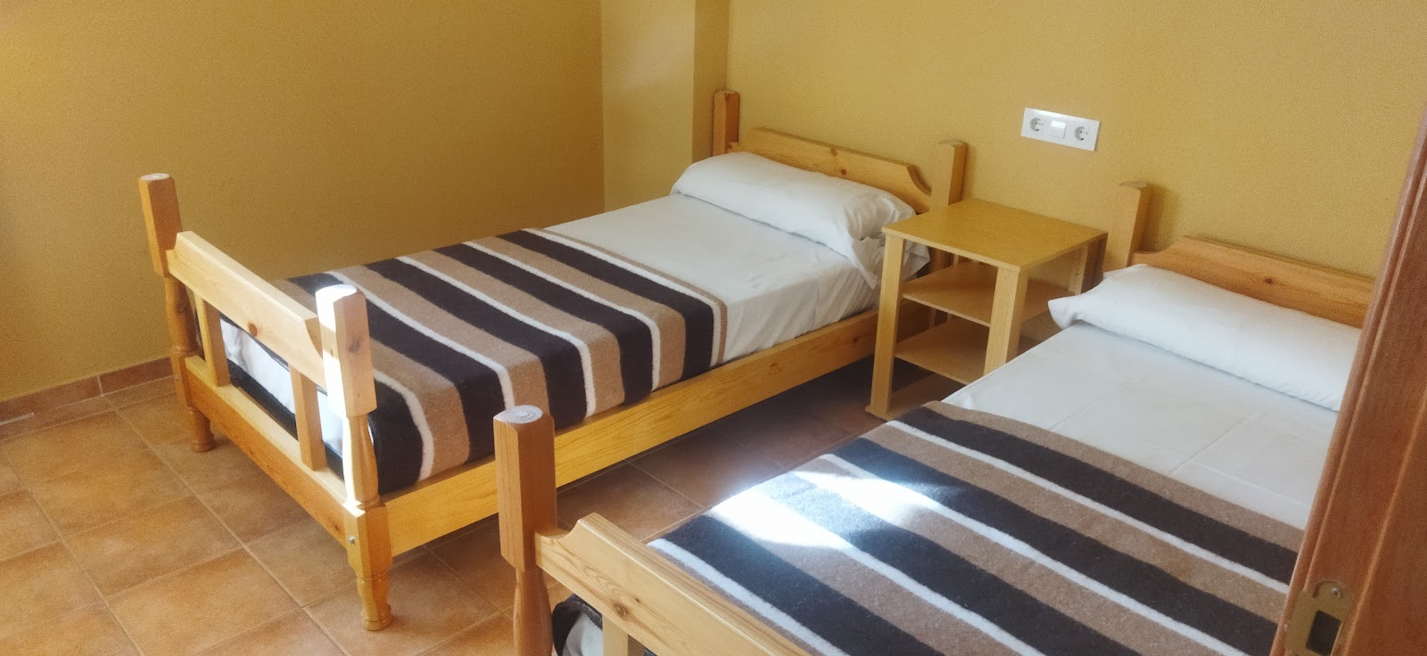 Albergue La Parada de Reliegos photo 2, albergue accommodation in Reliegos on the Camino Frances