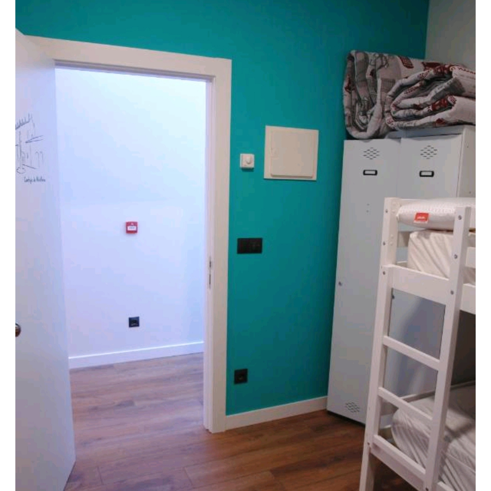 Hostel Trovadores photo 4, albergue accommodation in Burgos on the Camino Frances