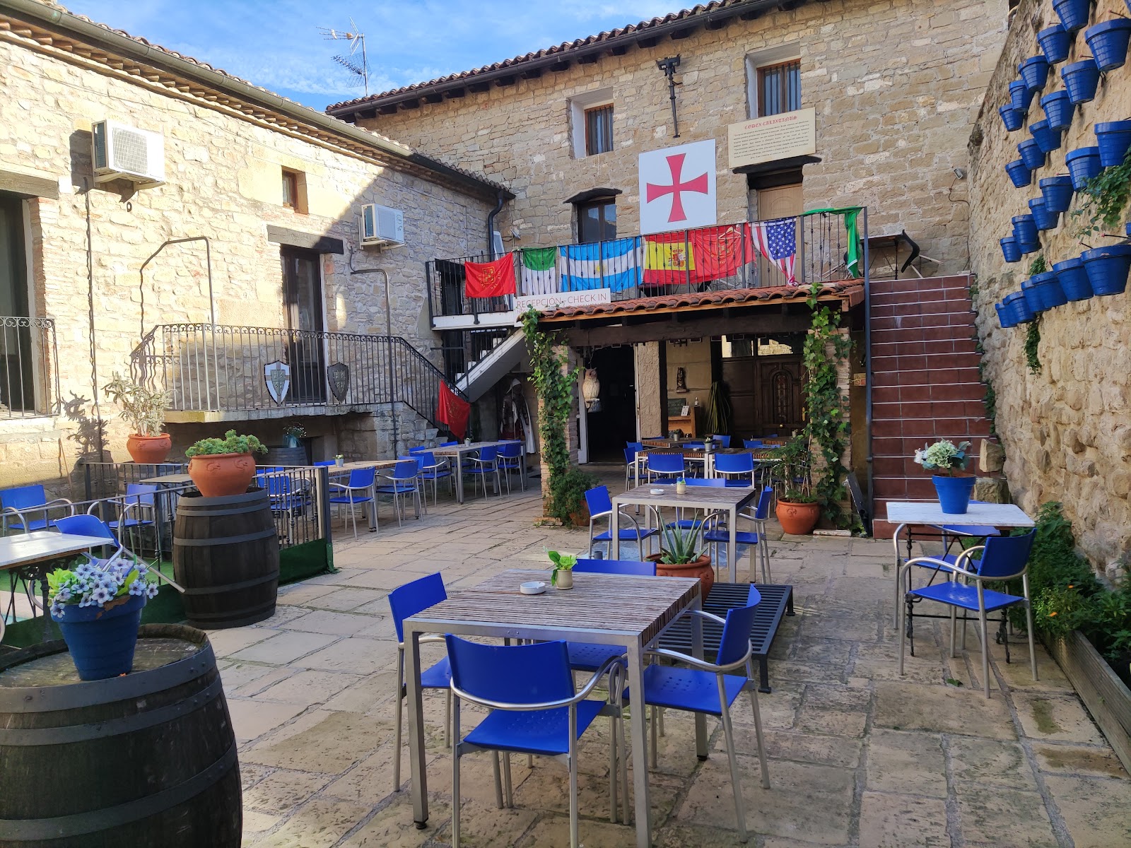 Hostal Rural La Pata de Oca, pension accommodation in Torres del Rio on the Camino Frances