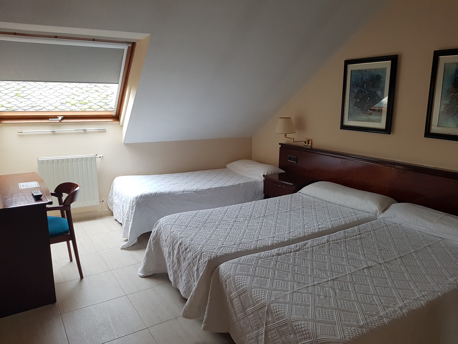 Hostal Santa María photo 4, pension accommodation in Cacabelos on the Camino Frances