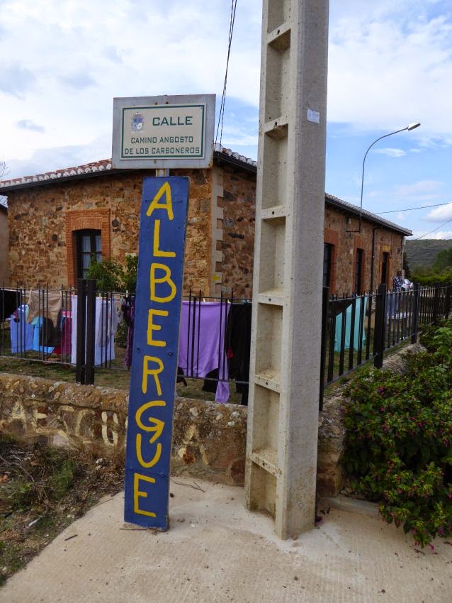 Albergue Municipal de Murias photo 4, albergue accommodation in Murias de Rechivaldo on the Camino Frances