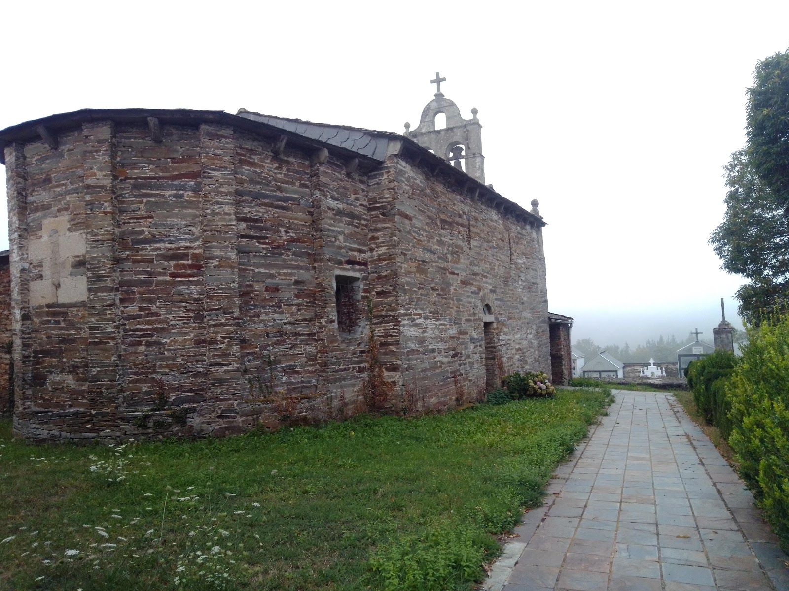 Albergue " O Pombal " photo 5, albergue accommodation in Barbadelo on the Camino Frances