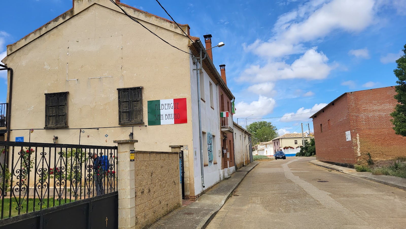 Albergue de Peregrinos Hospital San Bruno photo 8, albergue accommodation in Moratinos on the Camino Frances