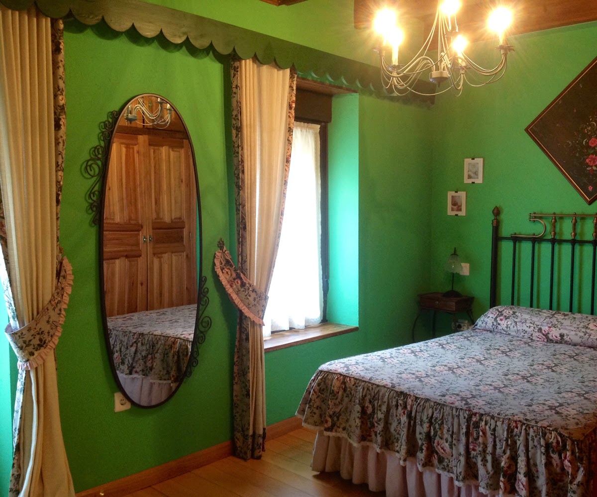 Casa Rural Las Singer photo 10, apartment accommodation in Mansilla de las Mulas on the Camino Frances