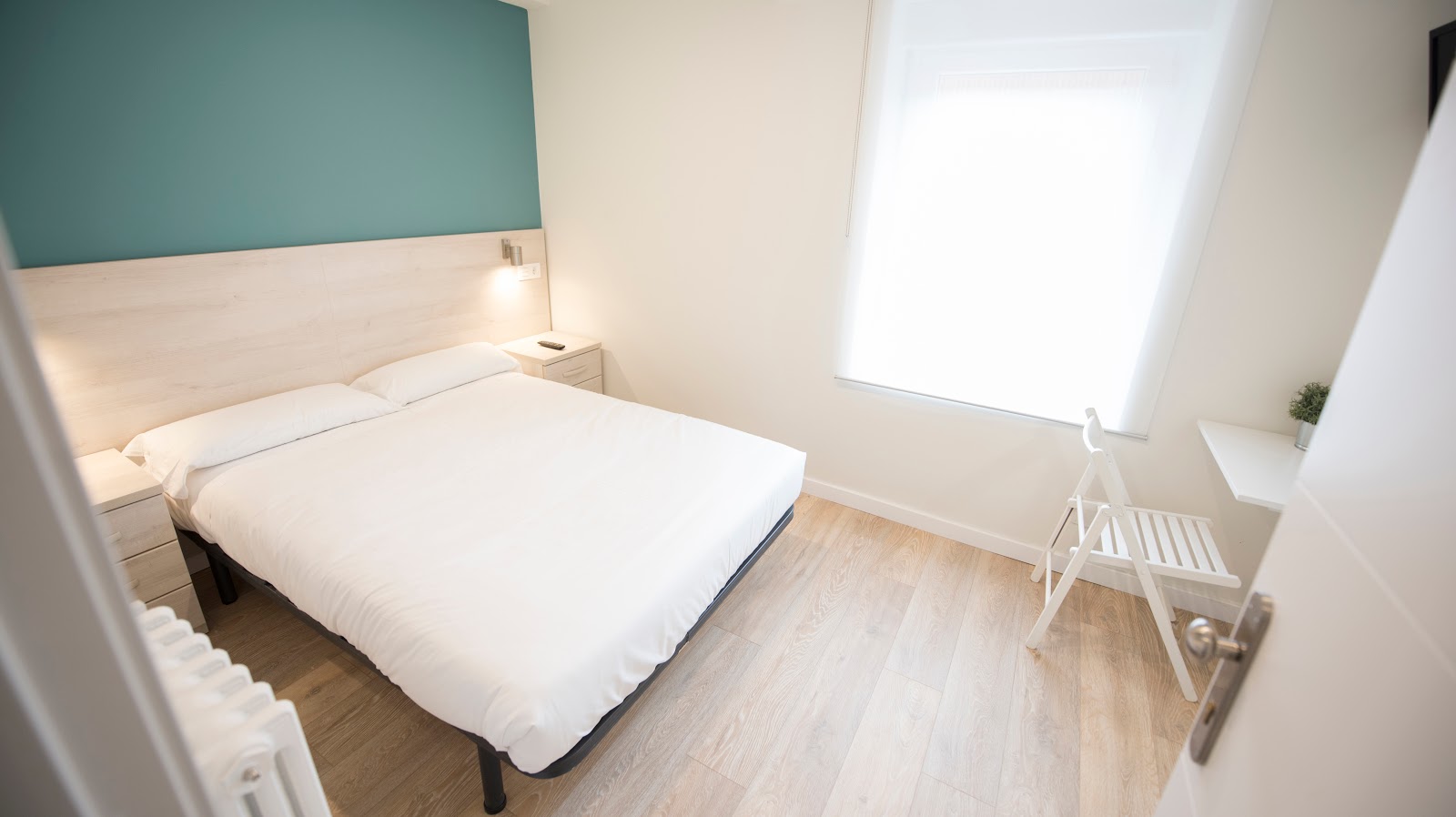 Happy Hostal Carrales | Alojamiento en el Centro de Burgos photo 4, pension accommodation in Burgos on the Camino Frances