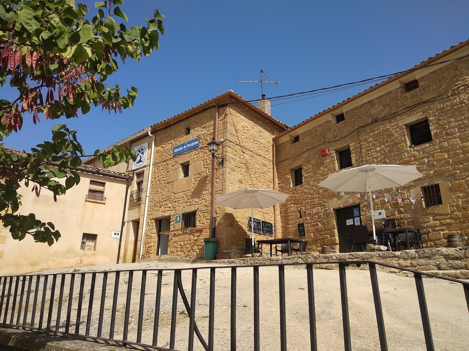 Albergue Oasis Trails photo 6, albergue accommodation in Villamayor de Monjardín on the Camino Frances
