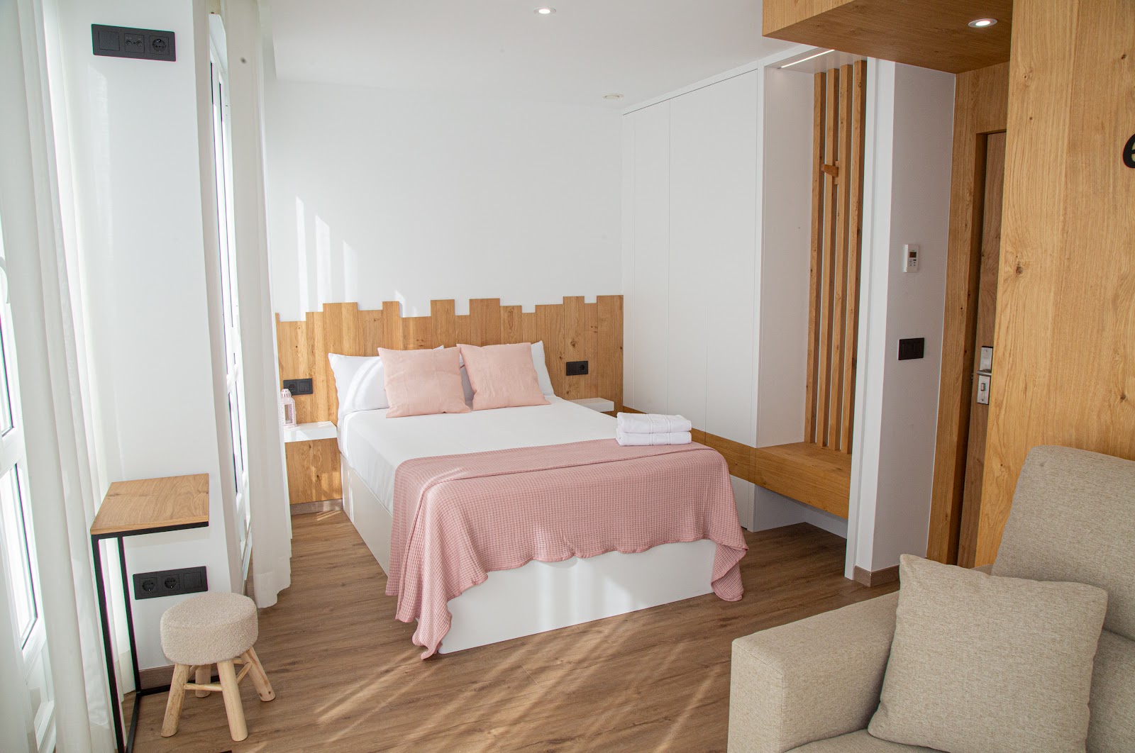 Pensión Praza das Coles, pension accommodation in Melide on the Camino Frances